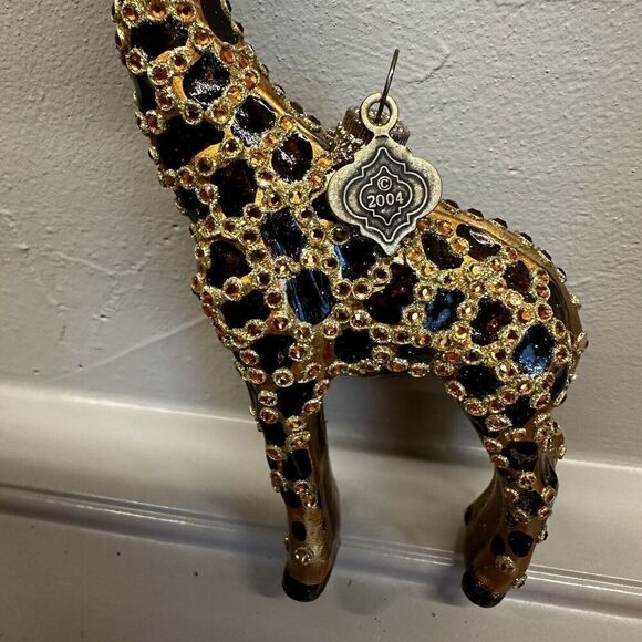 Jay Strongwater Standing Giraffe Ornament - Picture 2 of 11